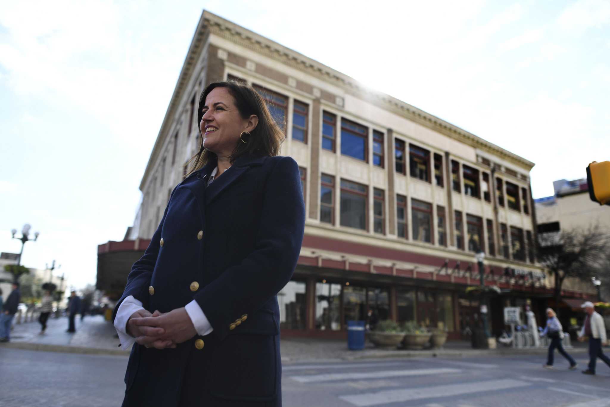 From the Battle of the Alamo to civil rights, San Antonians honor history on Woolworth Building's centennial - Vimarsana News