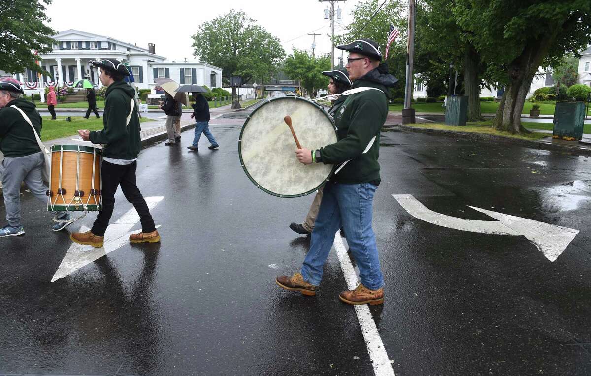 In Photos Memorial Day wreath laying ceremony in Milford