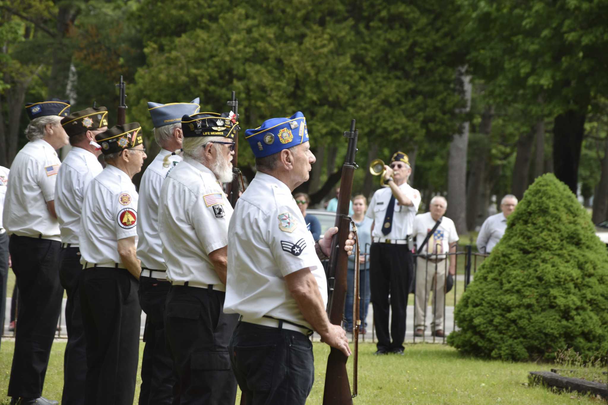 About 50 attend Manistee County Memorial Day ceremony - Vimarsana News