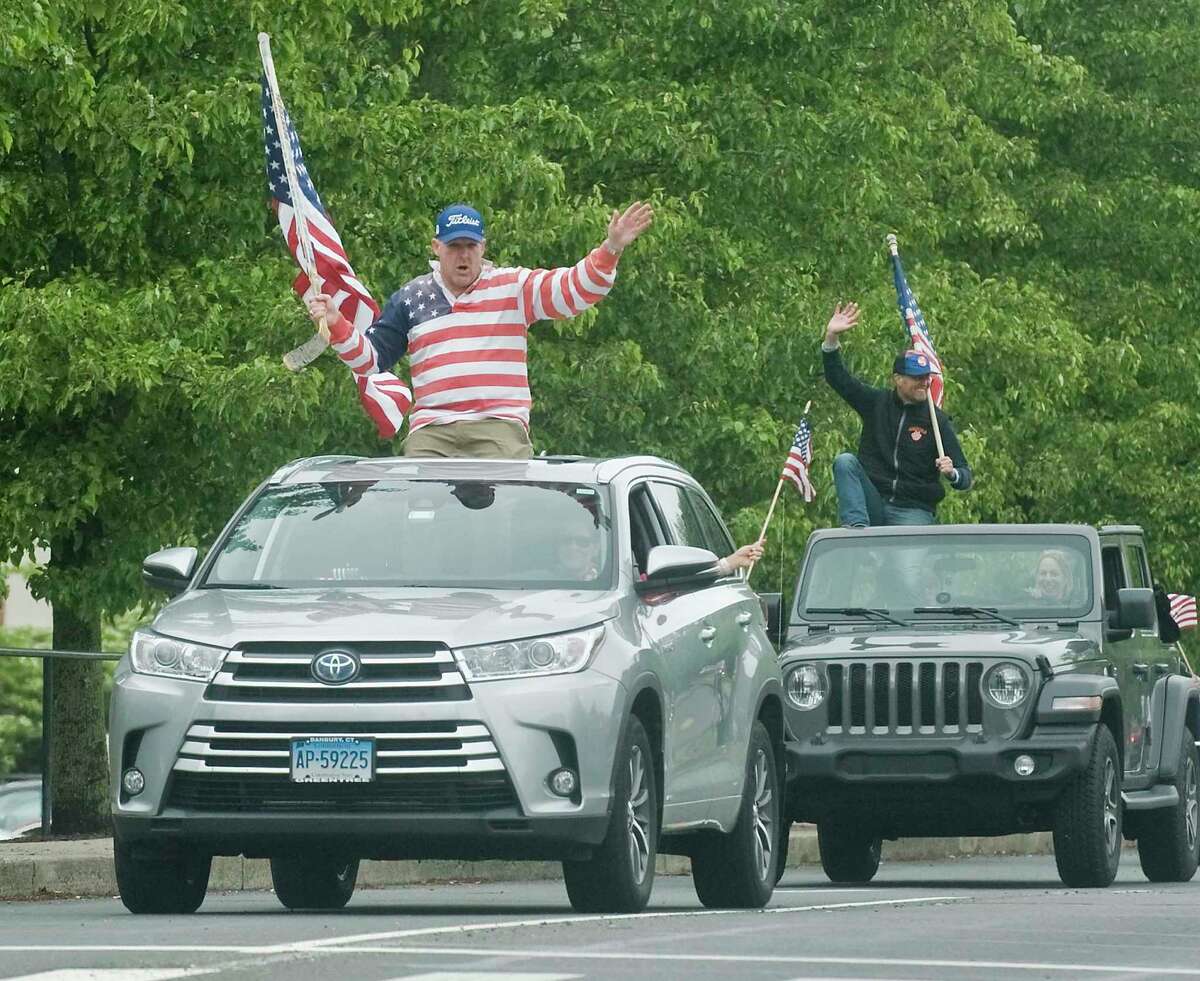 Ridgefield residents revive car parade for Memorial Day