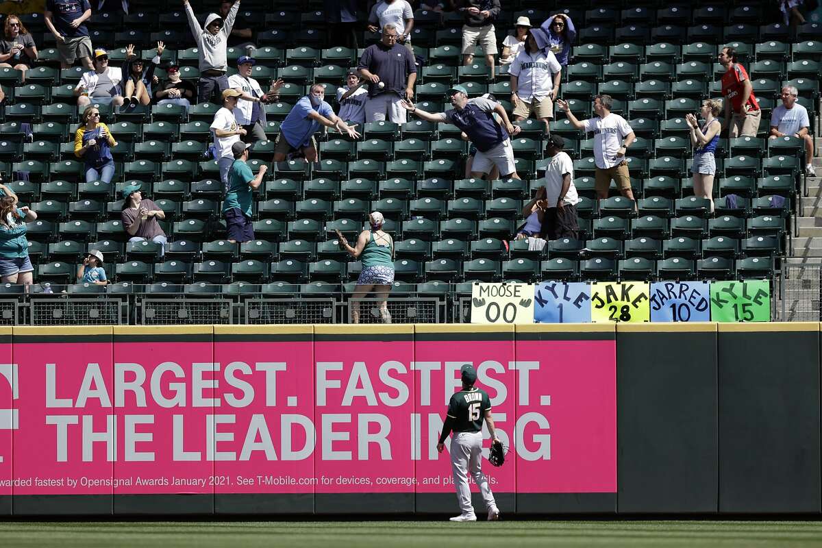 A's collapse in ninth on Lou Trivino's blown save, lose to Mariners