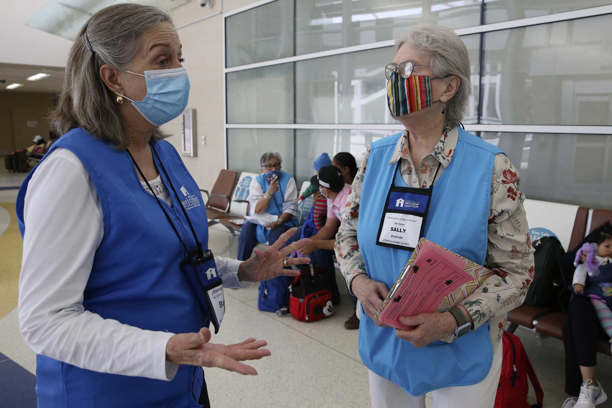Interfaith Welcome Coalition in San Antonio volunteers help immigrants seeking asylum reach final destinations - Vimarsana News