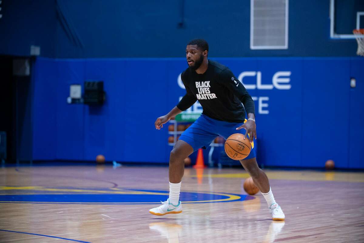 Golden State Warriors Forward Eric Paschall during individual workouts at Chase Center on December 4, 2020.
