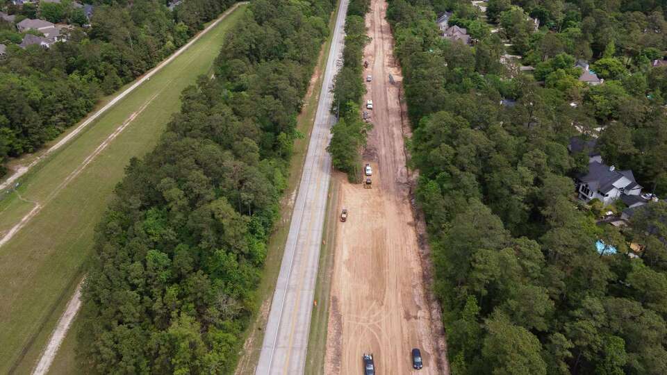 Construction continues along Kuykendahl Road to widen it from a two-lane half boulevard to a four-lane full boulevard from Lake Woodlands Drive to Research Forest Drive. Five members of The Woodlands Township Board of Directors agreed on a resolution both supporting and opposing some aspects of the Montgomery County 2021 Major Thoroughfare Plan in an online meeting Wednesday.