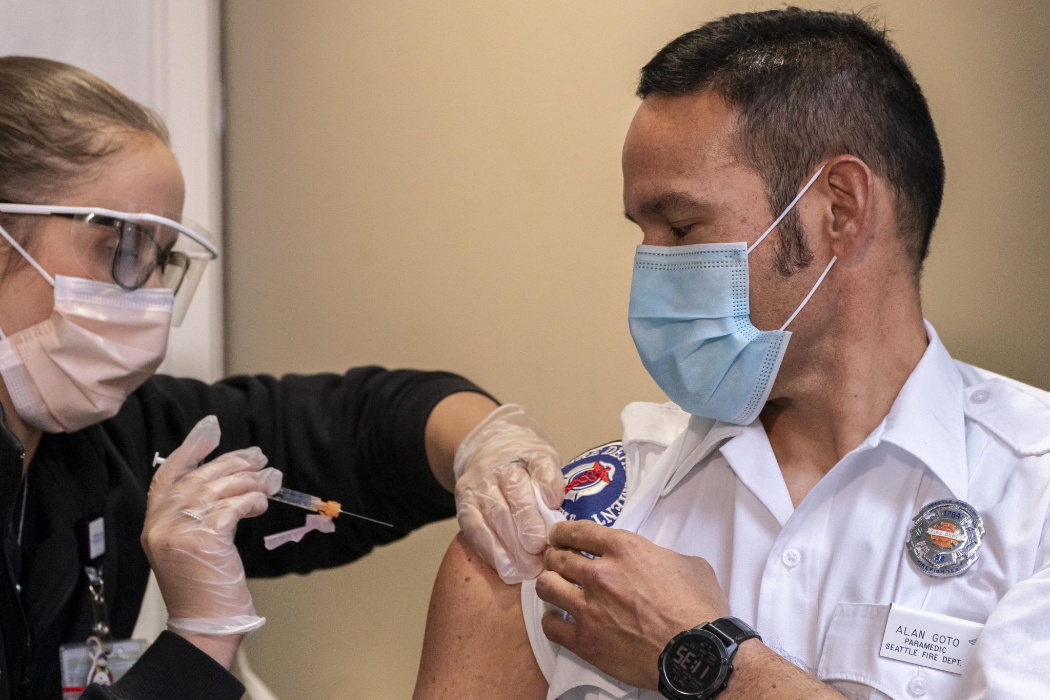 Over 11 million COVID vaccine doses given in WA in past year - Vimarsana News
