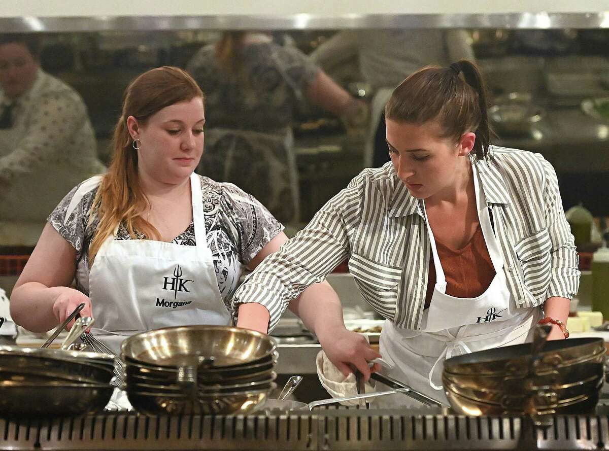 Ct Chef Voted Off Gordon Ramsay S Hell S Kitchen Young Guns