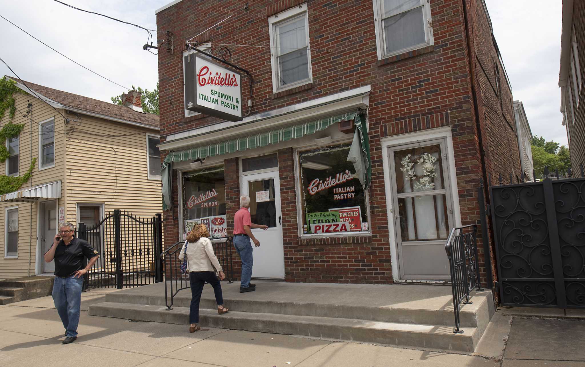 Schenectady pastry mainstay Civitello's hits century mark - Vimarsana News