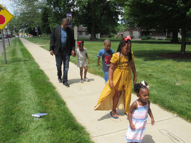 Poem connects two Alton giants - Vimarsana News
