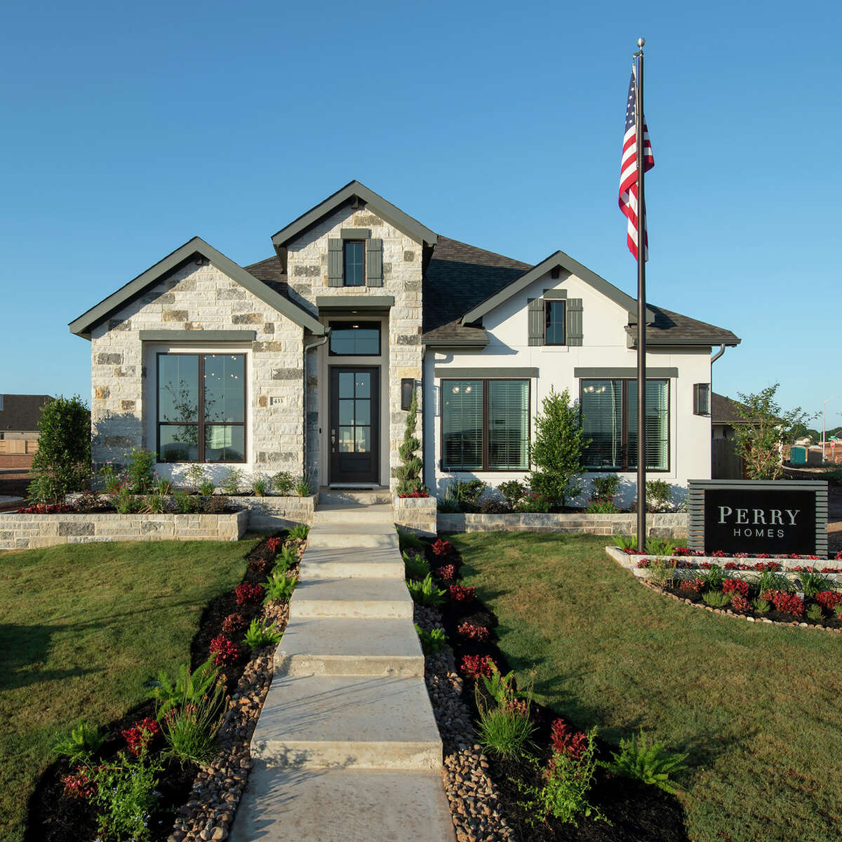 PERRY HOMES AND SAN ANTONIO MAGAZINE TEAM UP