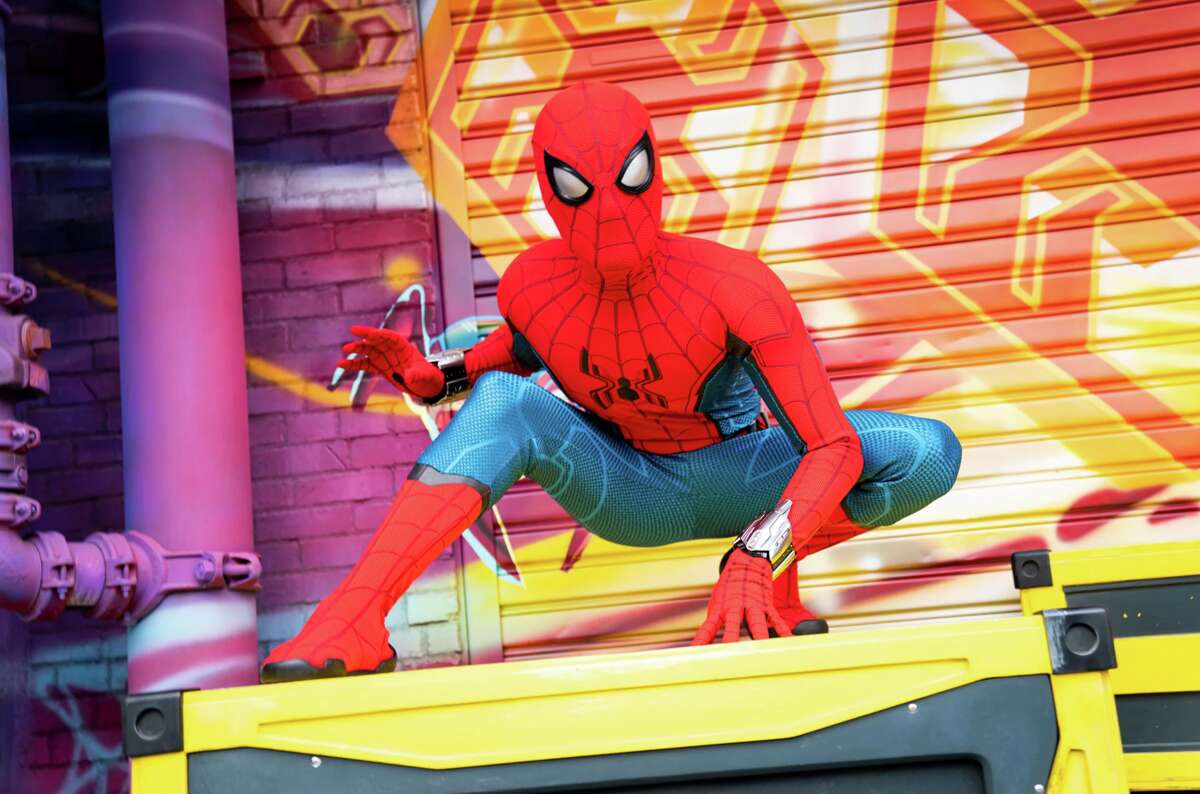 Spider-man W.E.B suit (Avenger Campus Disneyland) Minecraft Skin