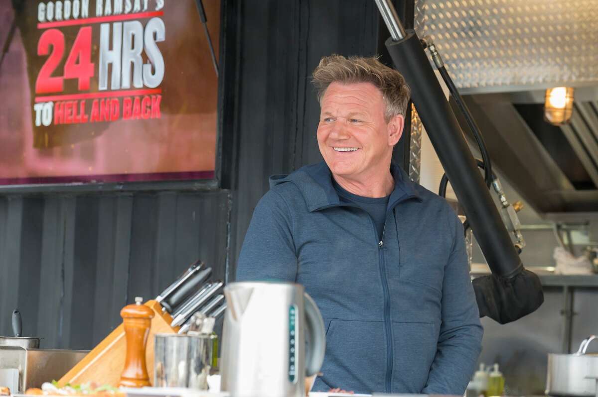 Let's watch Gordon Ramsay fry up a Texas classic