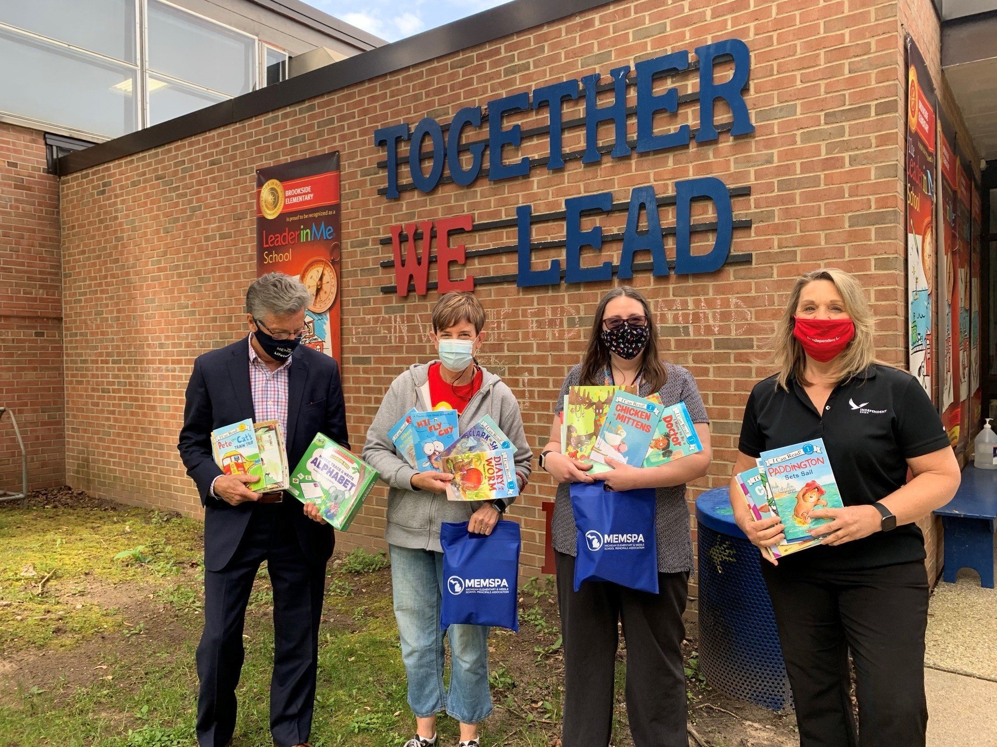 Brookside Library Brookside Elementary teacher awarded new classroom library
