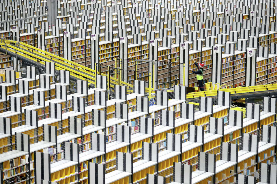 Amazon then and now: Looking back at the e-commerce giant and 20 years ...