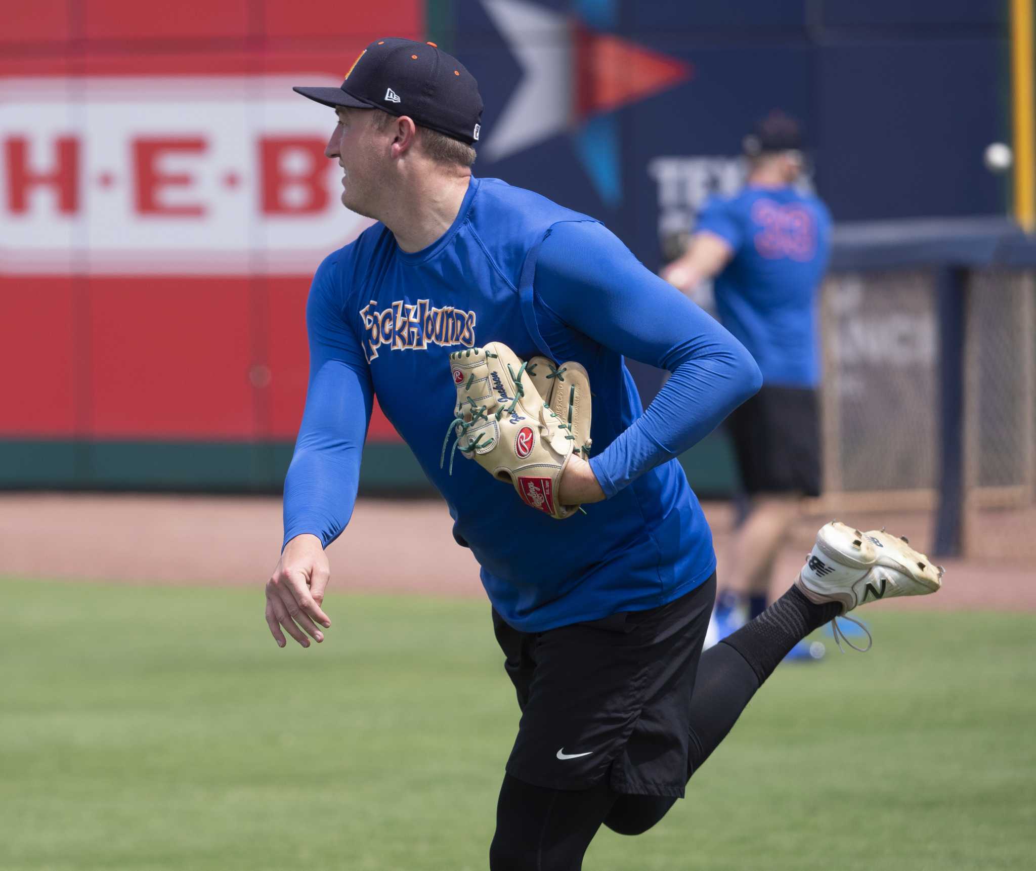 Oakland Athletics relief pitcher Zach Jackson throws to the Texas