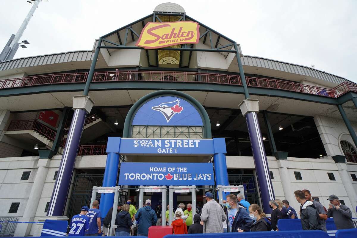 Blue Jays Will Move to Buffalo On June 1 - The New York Times