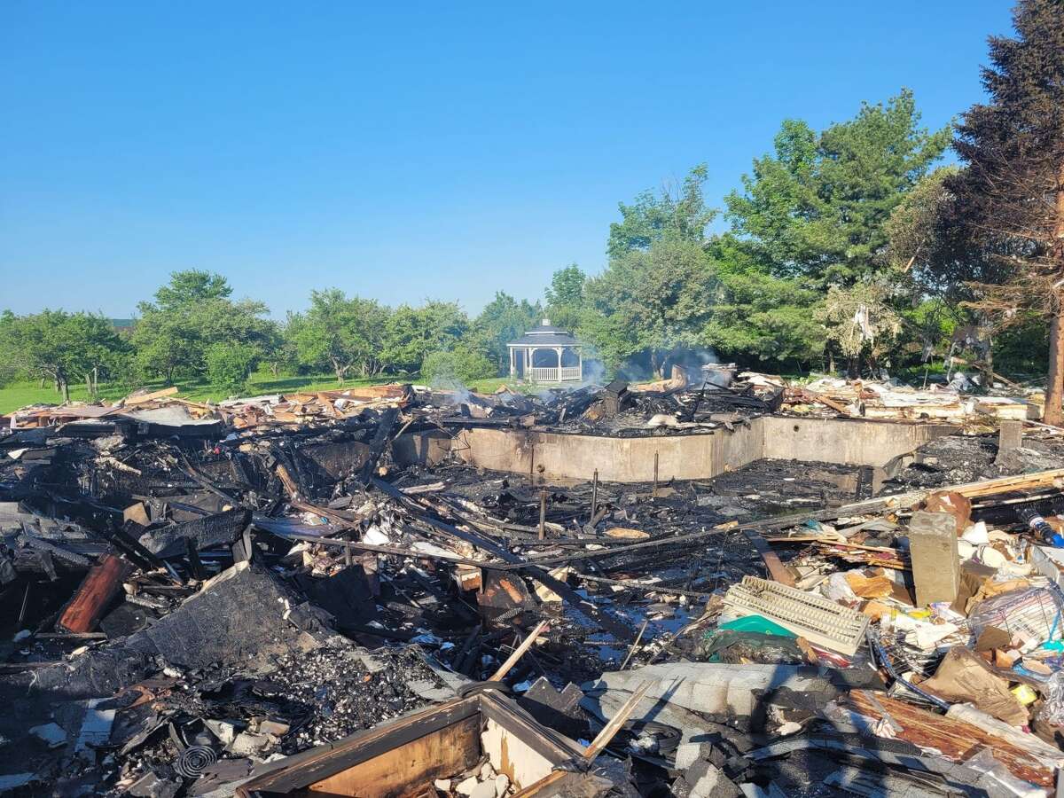 Neighbors remember couple killed in Berne house explosion