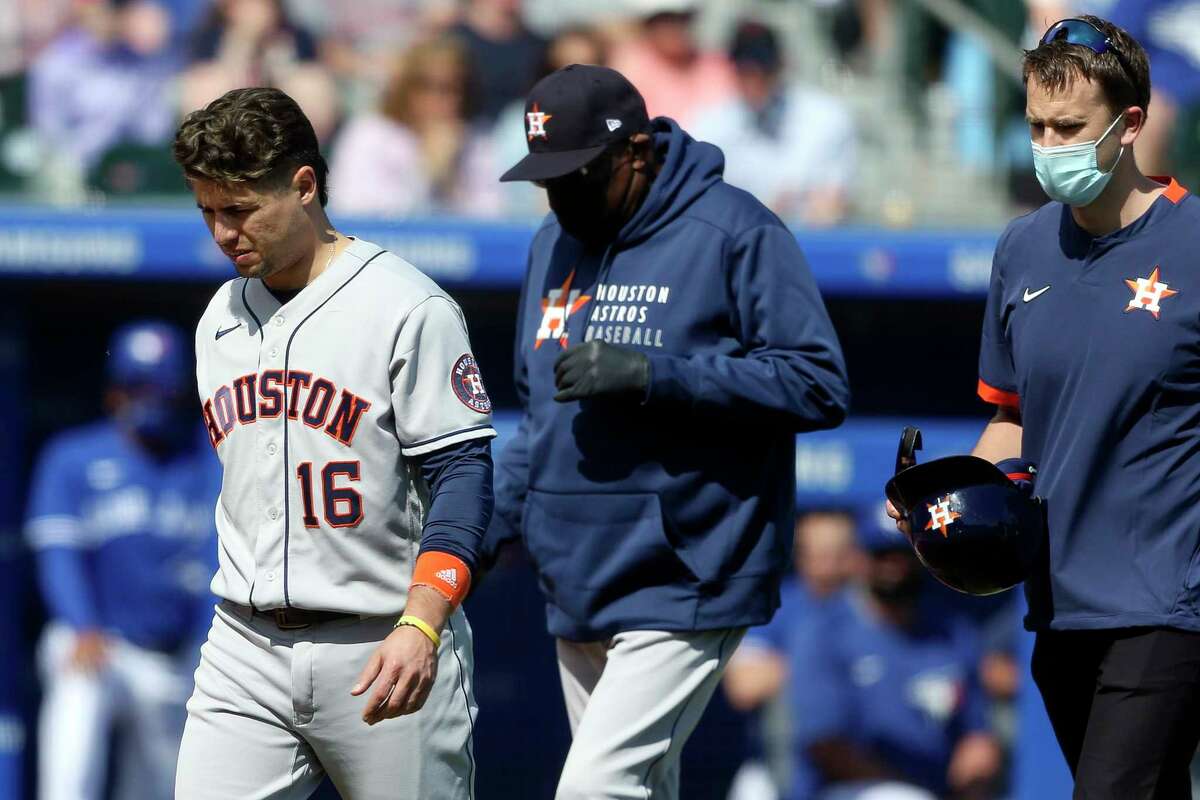 Astros' Aledmys Díaz out 6-8 weeks with hand fracture