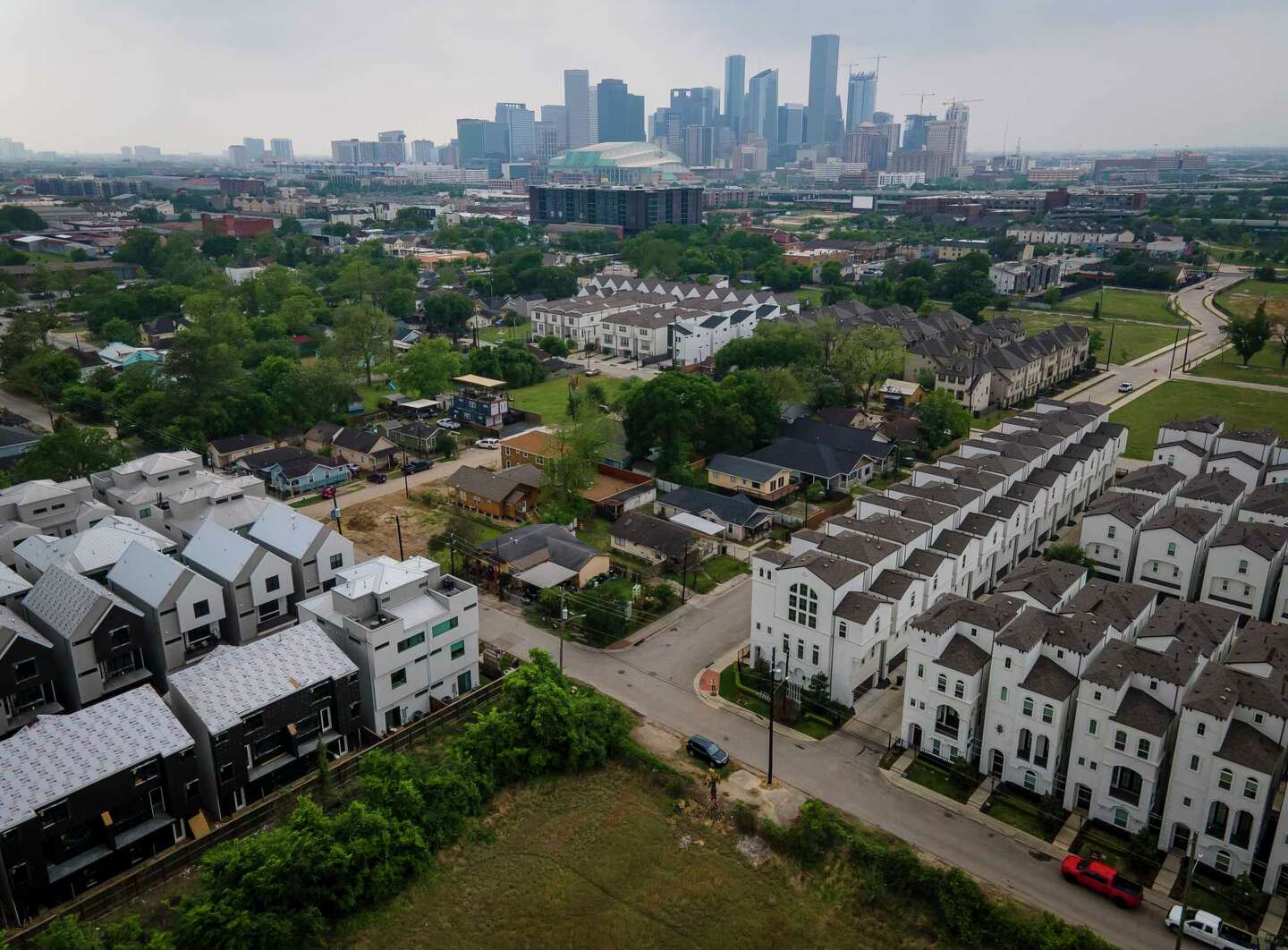 Houston Housing Authority moves forward with housing