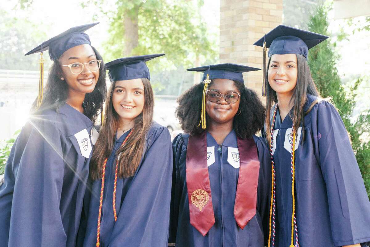 Photos Notre Dame celebrates grads in Fairfield