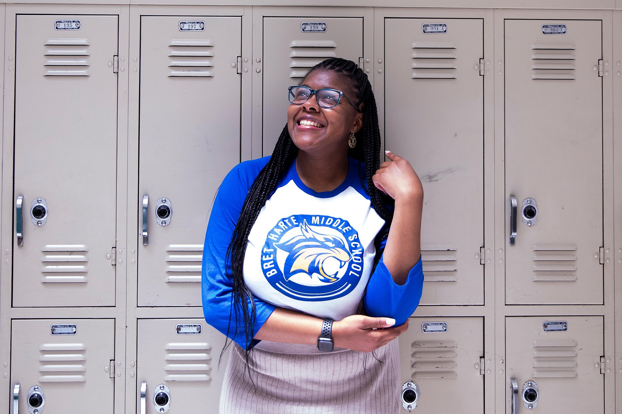 oakland-public-school-teacher-celebrated-for-her-rare-girls-only