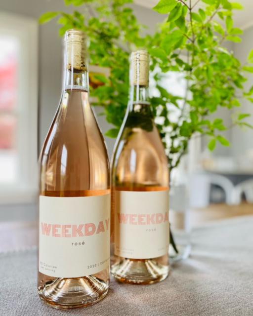 Branford couple launches low-alcohol wine business to enjoy 'guilt-free drinking' - Vimarsana News