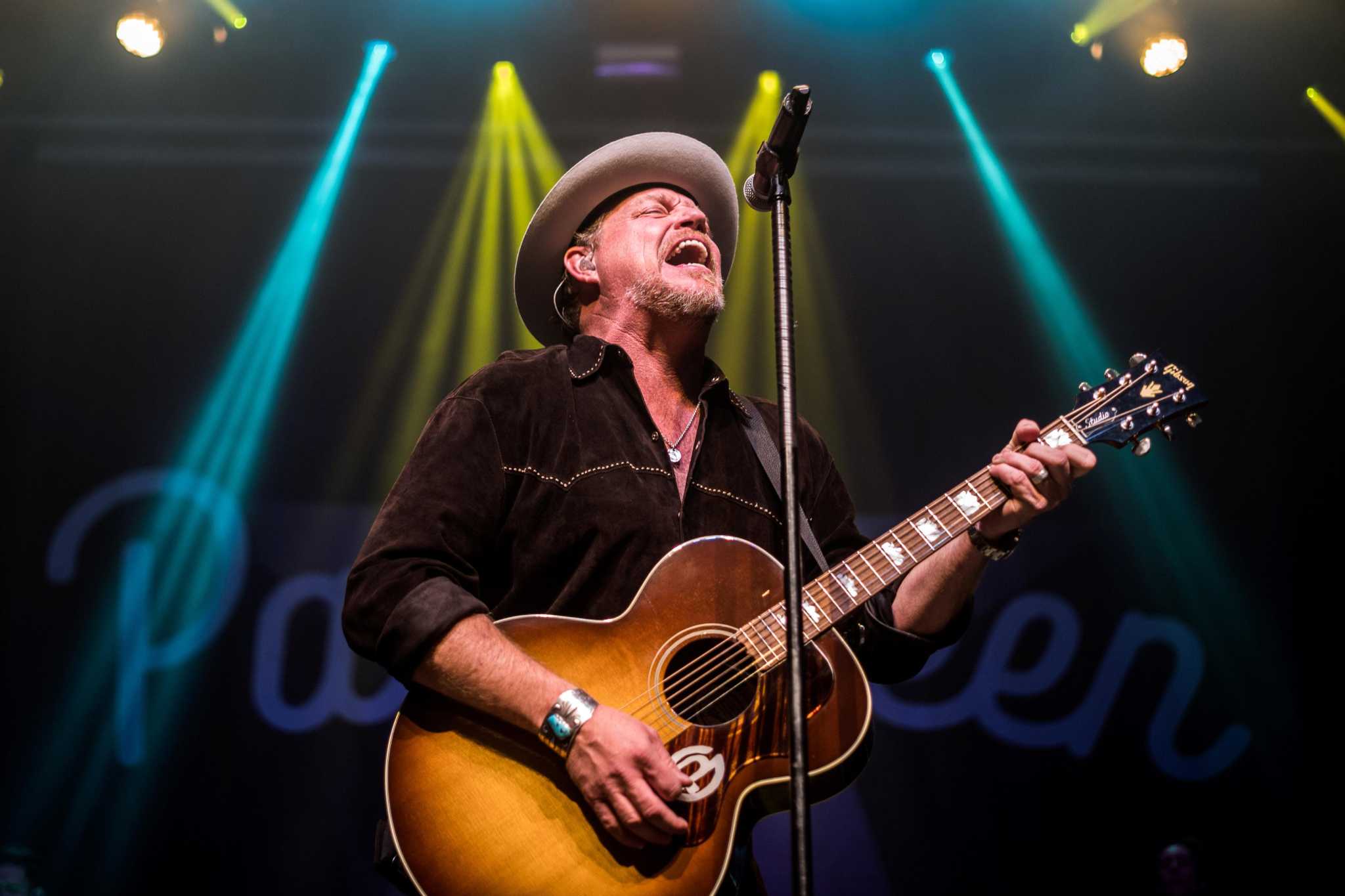 As he nears 50, Texas country king Pat Green is happy with where he's at - Vimarsana News