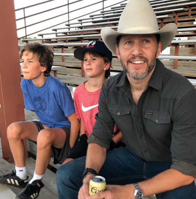 I want my boys to be Texans:' Fox News co-host heads back to his Texas roots