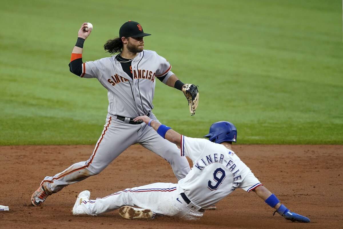 Crawford sets Giants record with 1,326th game at shortstop