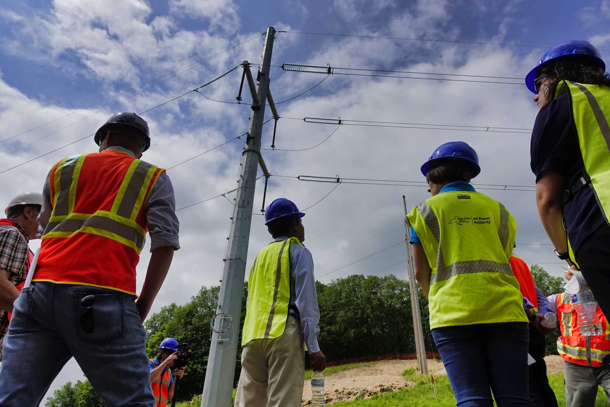 Replacement 93mile electric transmission line from Utica to Albany