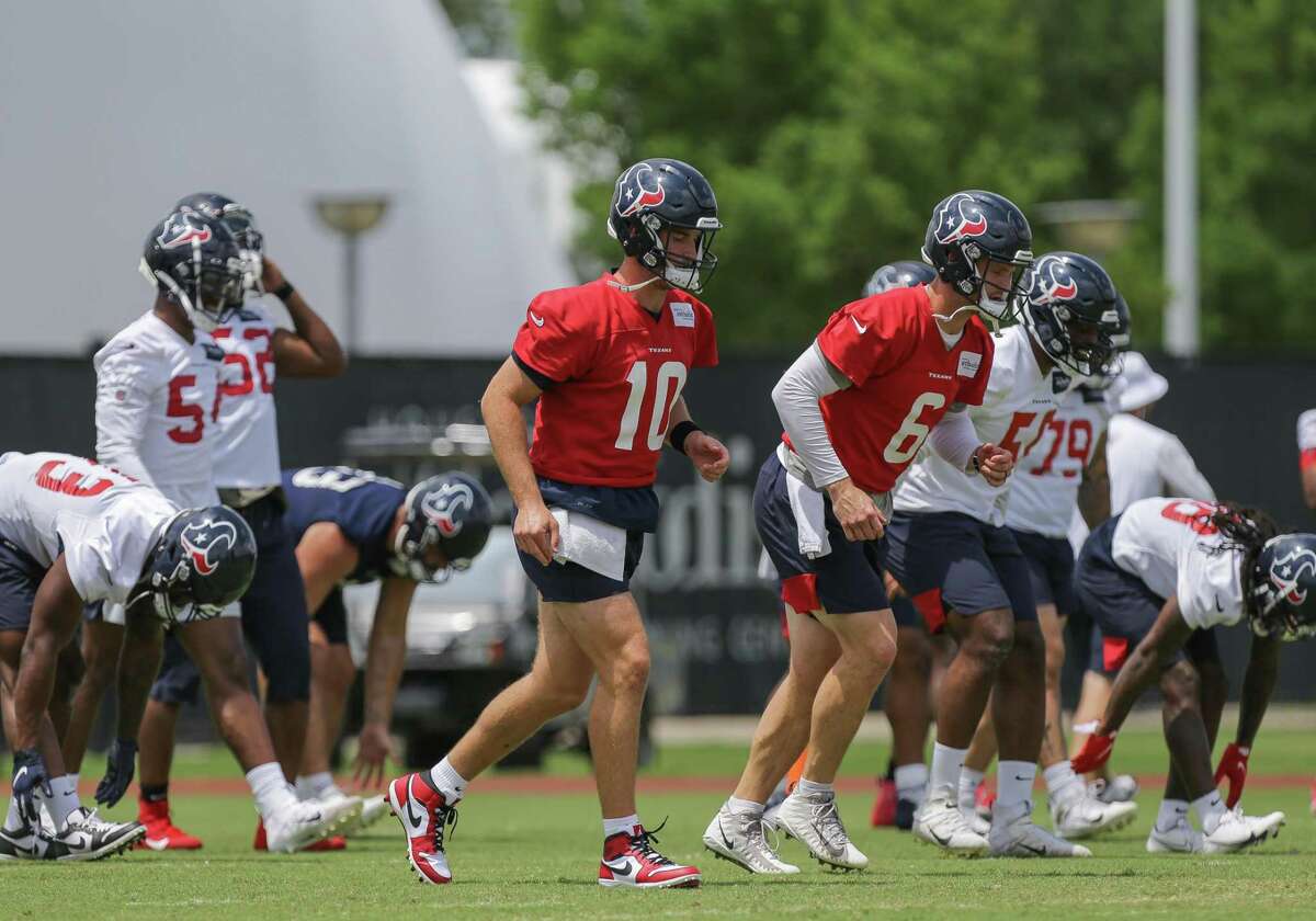 Mills, Texans offense kick it into next gear during minicamp