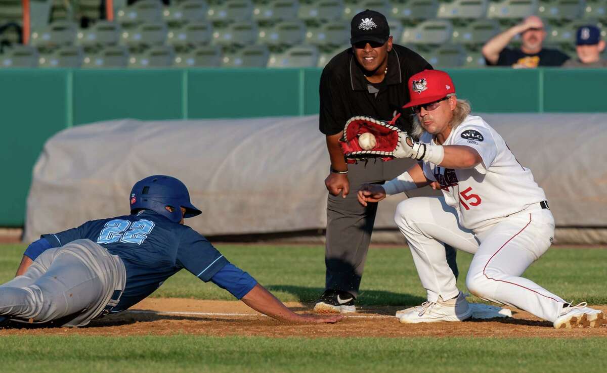 Baseball player's life changes with text before ValleyCats game