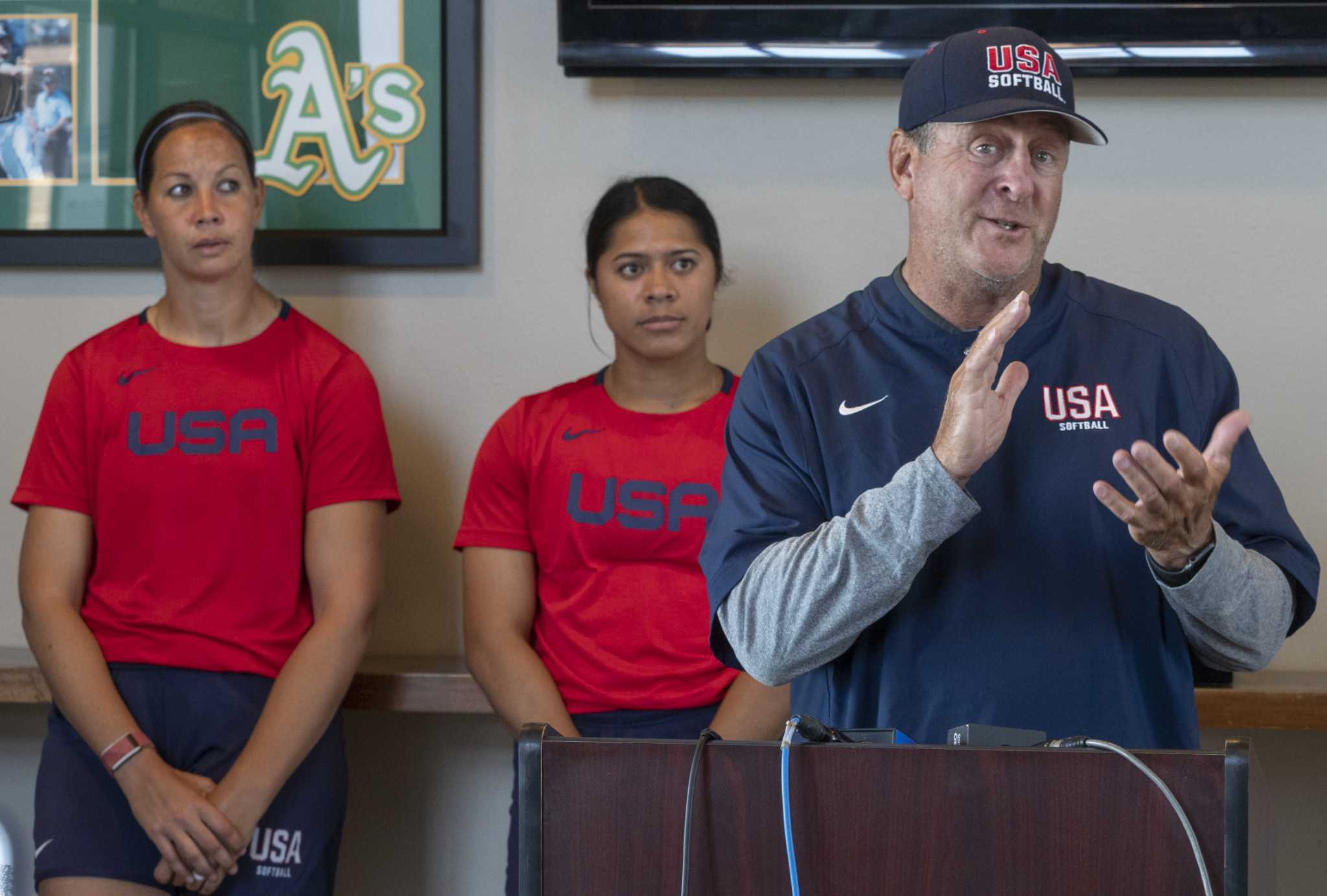 U S Softball Team Stops In Tall City En Route To Olympics U S Softball Team Stops In Tall City En Route To Olympics