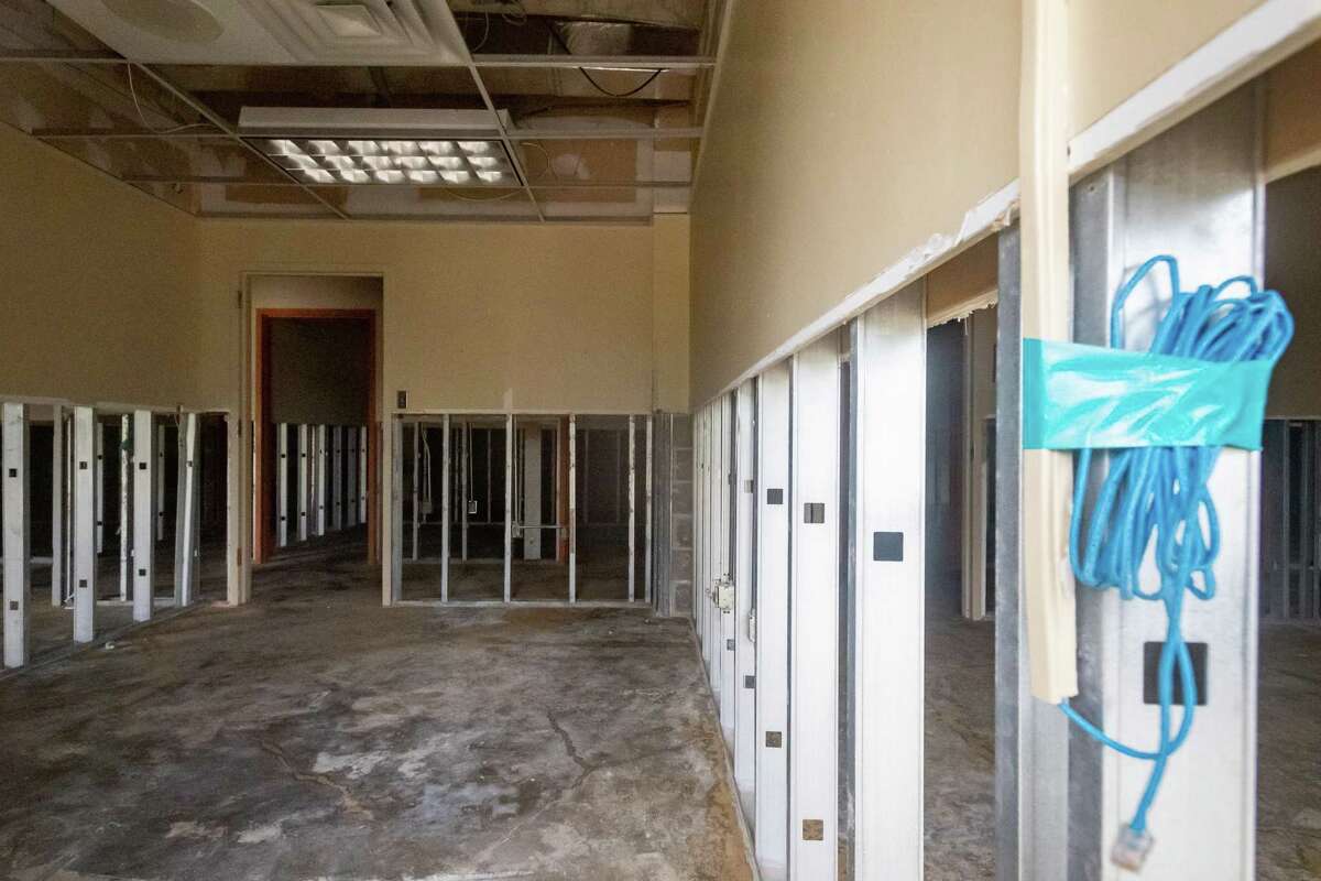 Vidor Middle School stands empty waiting for FEMA to approve the funds to replace it. The delayed projects at Oak Forest Elementary School and Vidor Middle School are coming up on three years since they were flooded in Hurricane Harvey. Photo made on May 8, 2020. Fran Ruchalski/The Enterprise