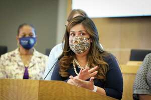HISD board approves bigger-than-expected teacher pay raise