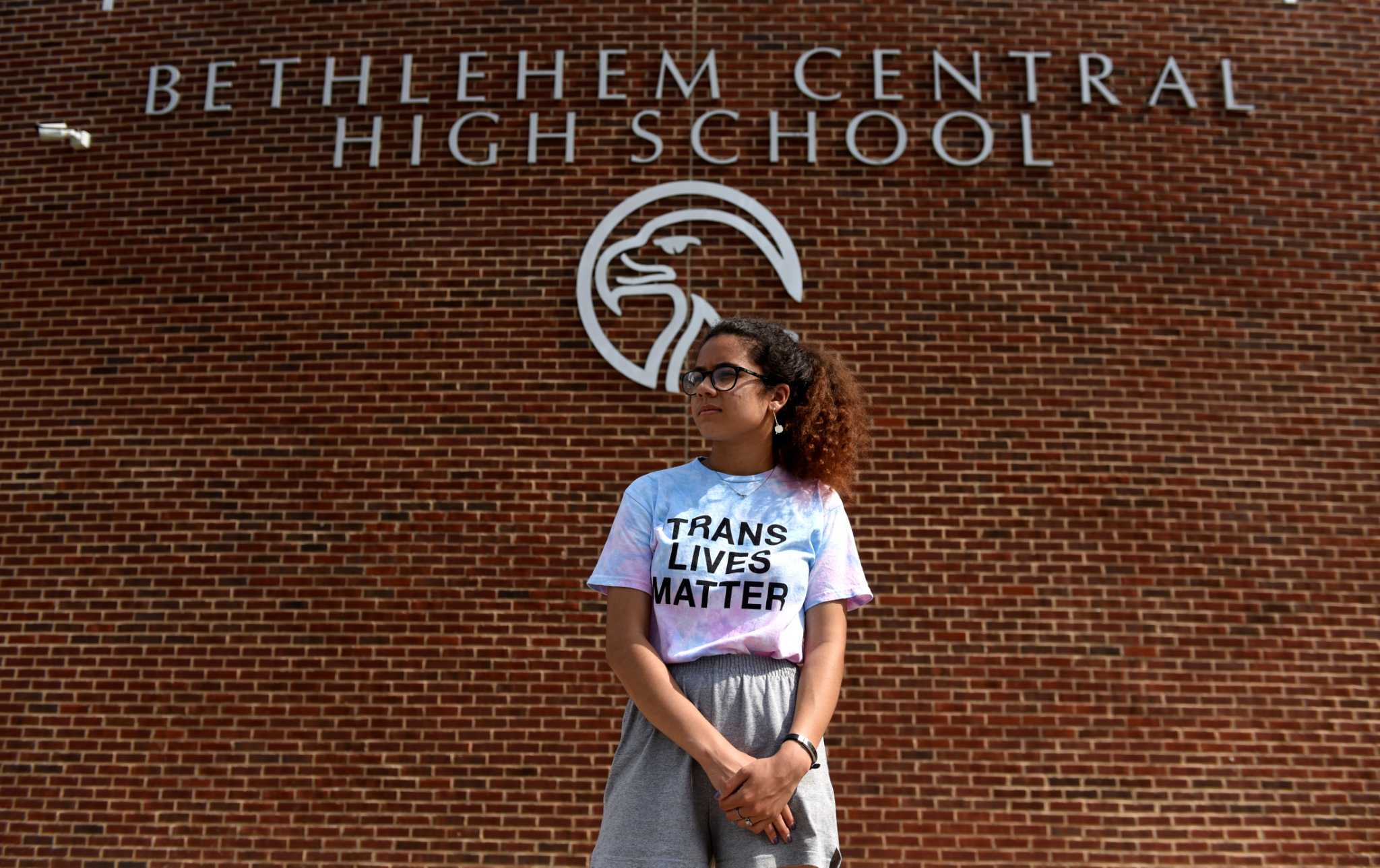 High school seniors reflect on coming of age during pandemic - Vimarsana News
