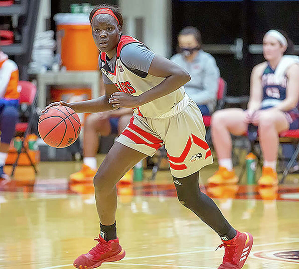 SIUE women’s basketball junior Ajulu Thatha from Gambella, Ehiopia, will take part in the 2021 Red Bull USA Basketball 3X Nationals June 12-13.