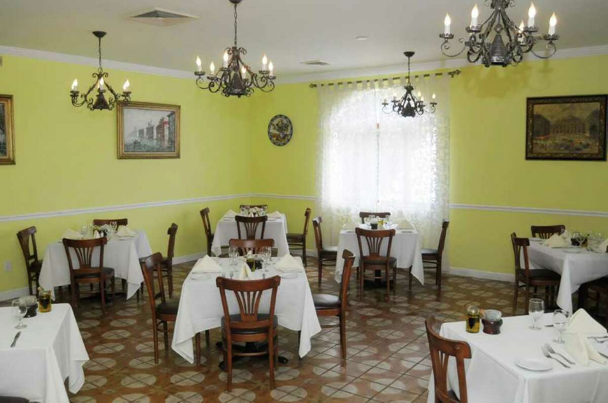 Castello Restaurant in Danbury offers slice of Mediterranean