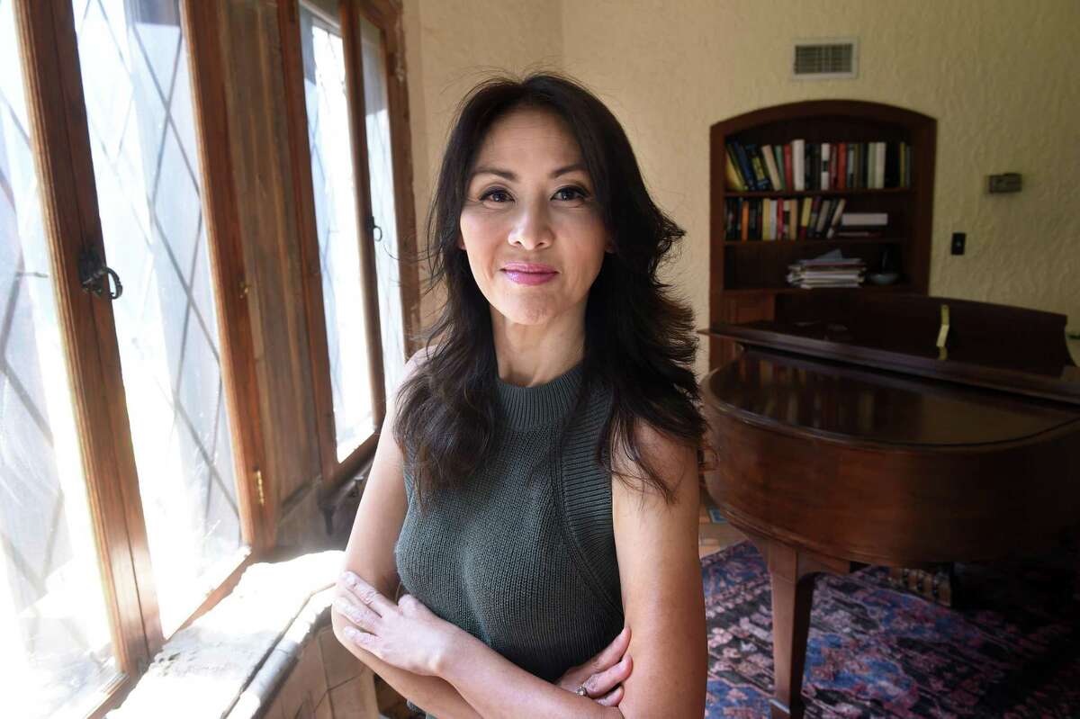 Yale Professor Amy Chua Writer Of Tiger Mom Speaks Out On Controversy