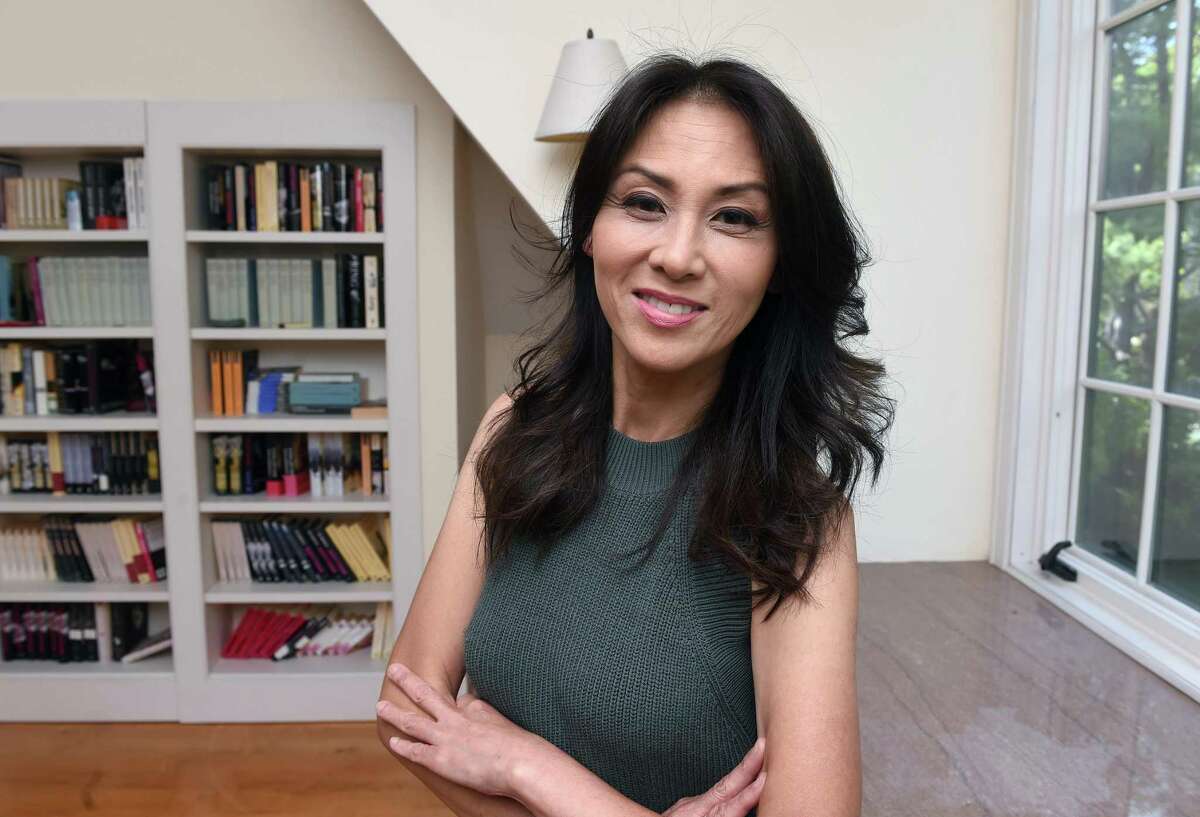 Yale Professor Amy Chua Writer Of ‘tiger Mom Speaks Out On Controversy 