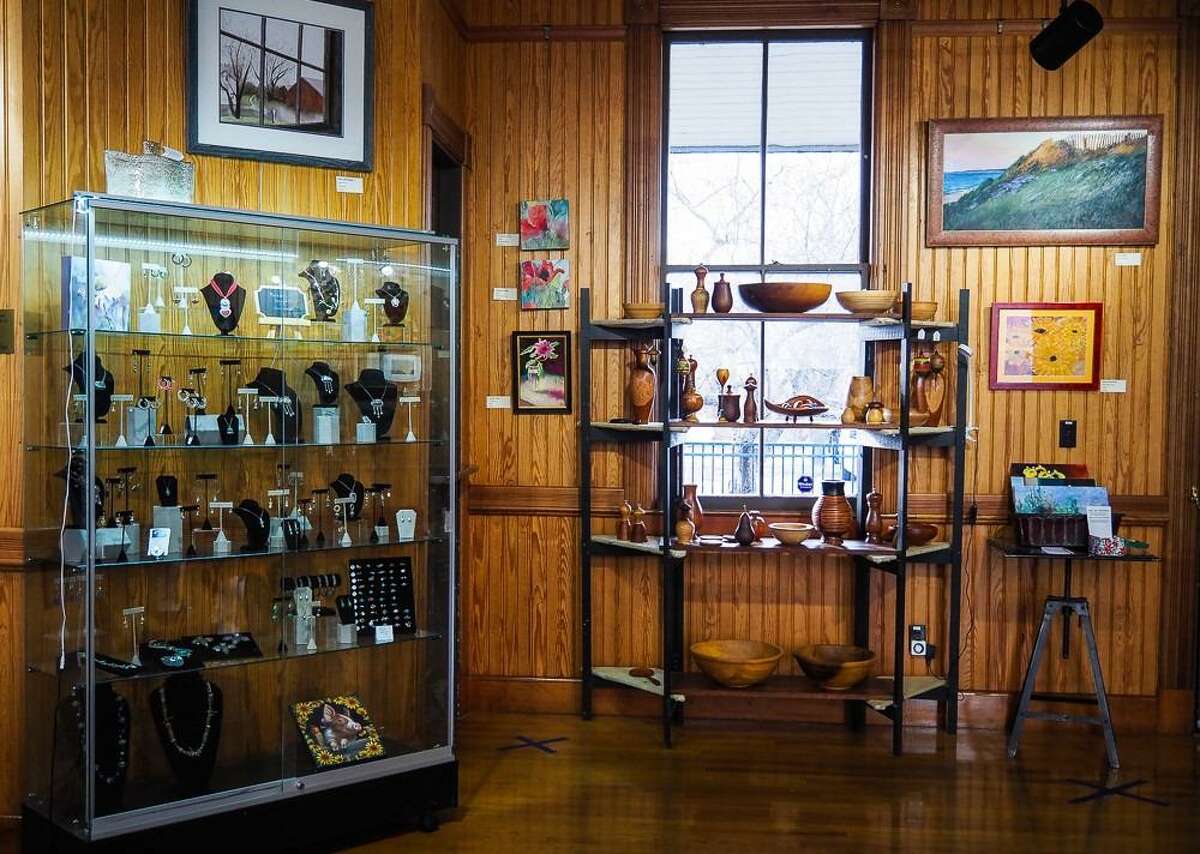 New Milford gallery seeking new artists