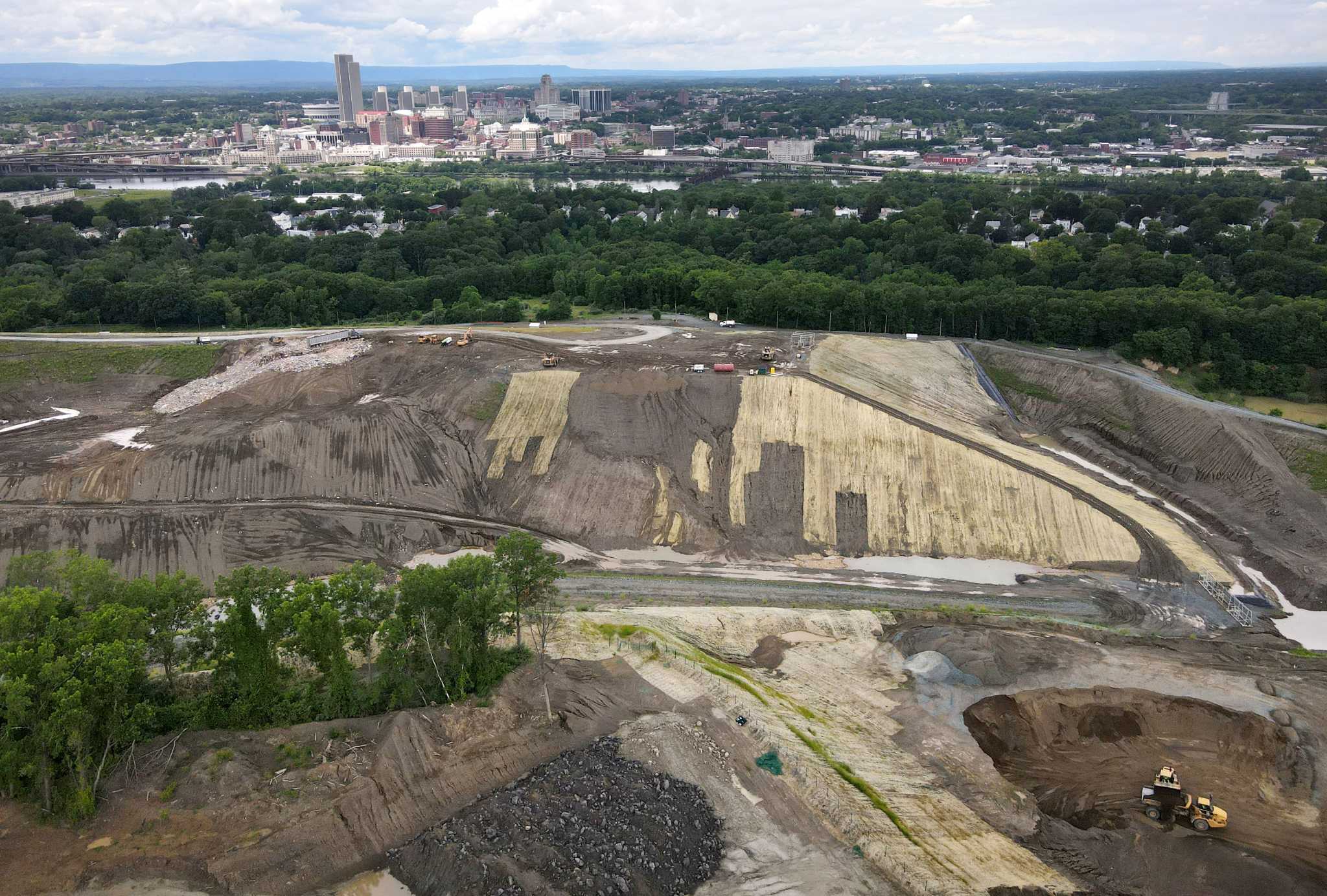 Dunn landfill lawsuit dismissed