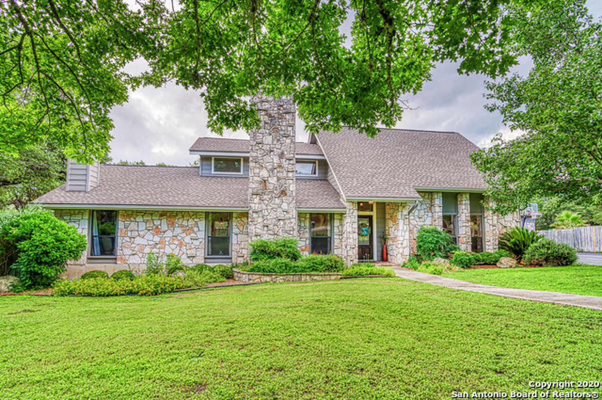 Scenic Oaks Rustic charm, friendly community