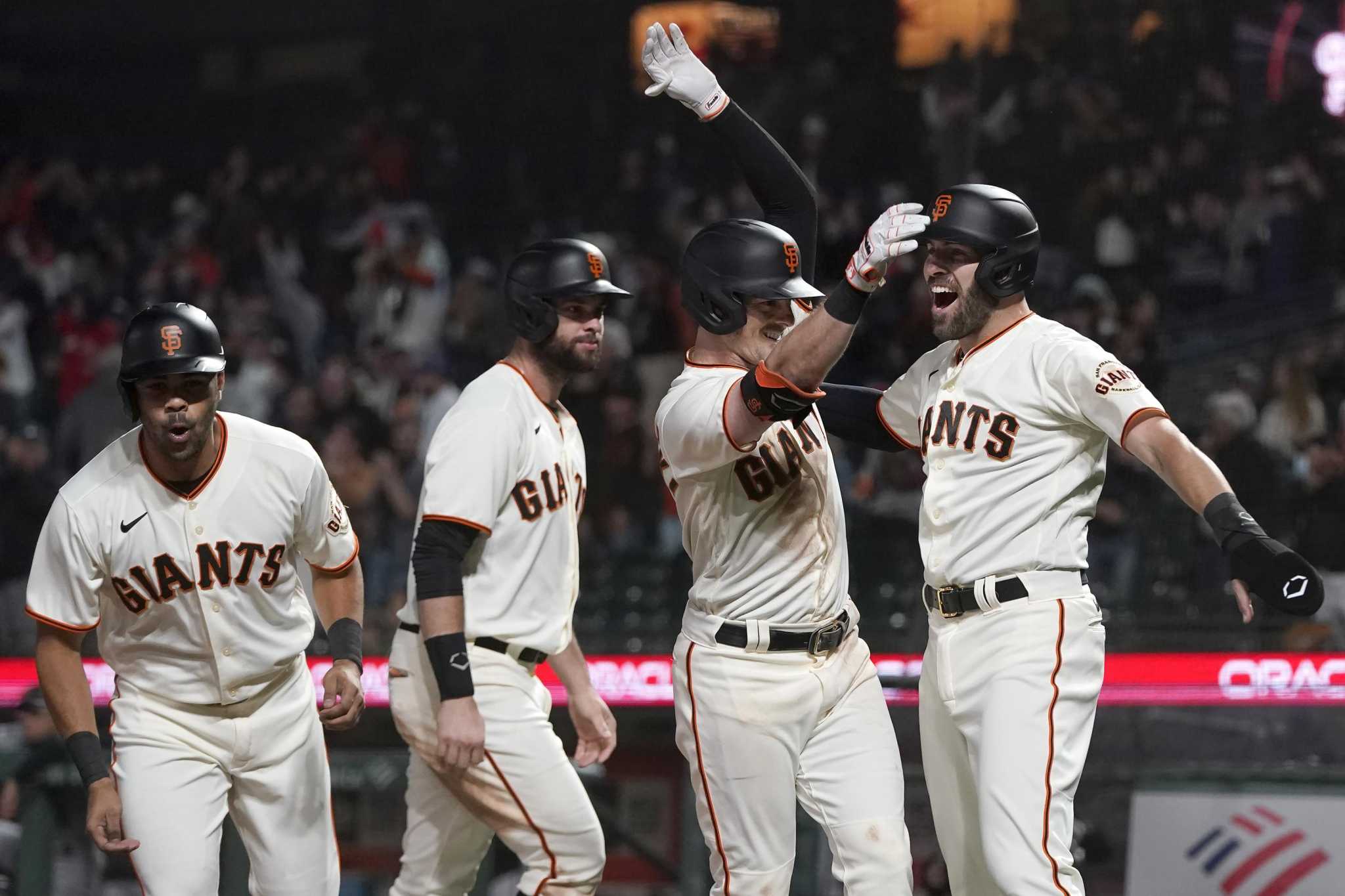 Playoff Guide to the 2021 Giants, the Oldest and Best Team in Baseball -  The Ringer