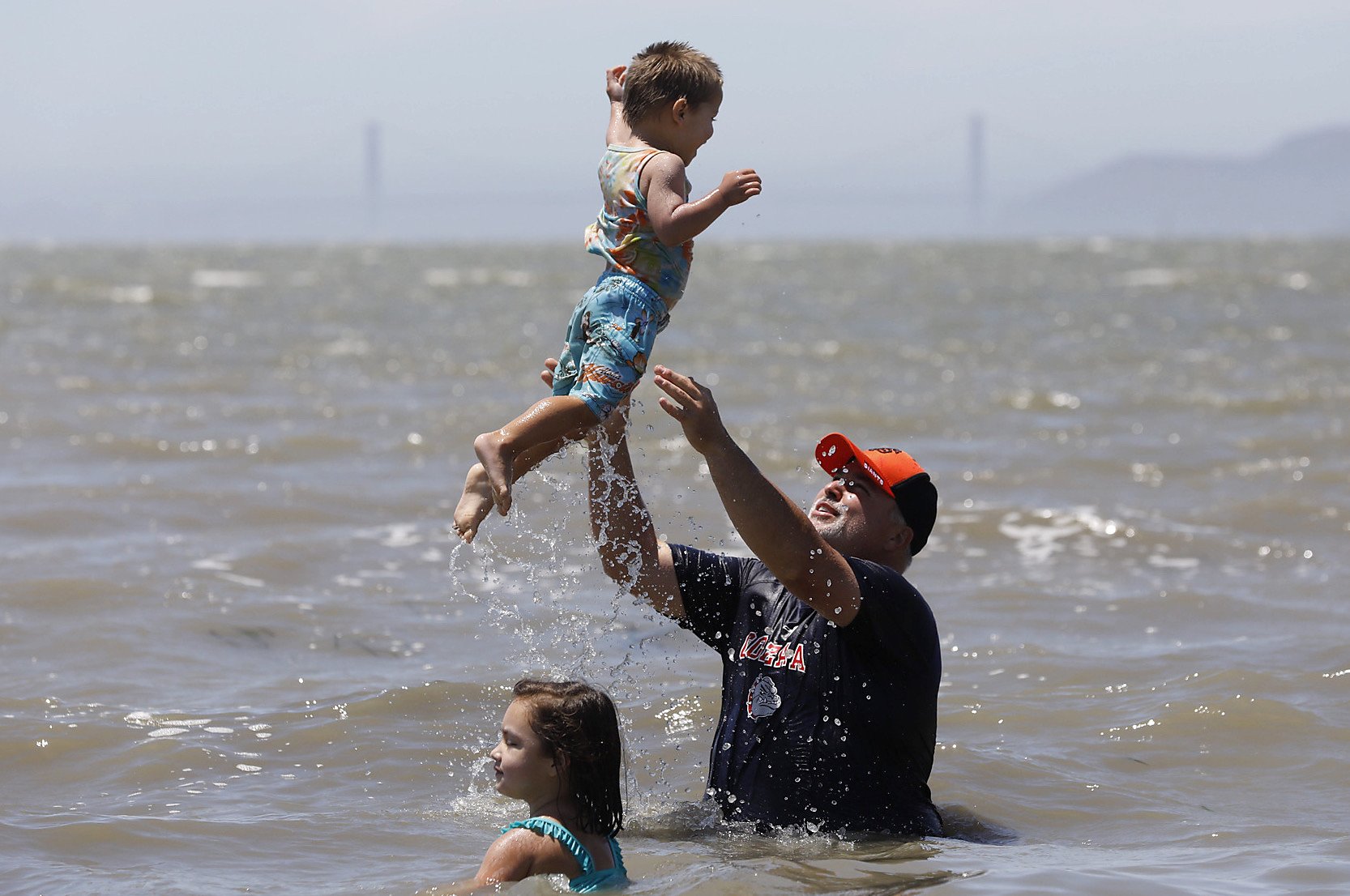 Bay Area tries to beat the heat with temperatures soaring past 100 ...