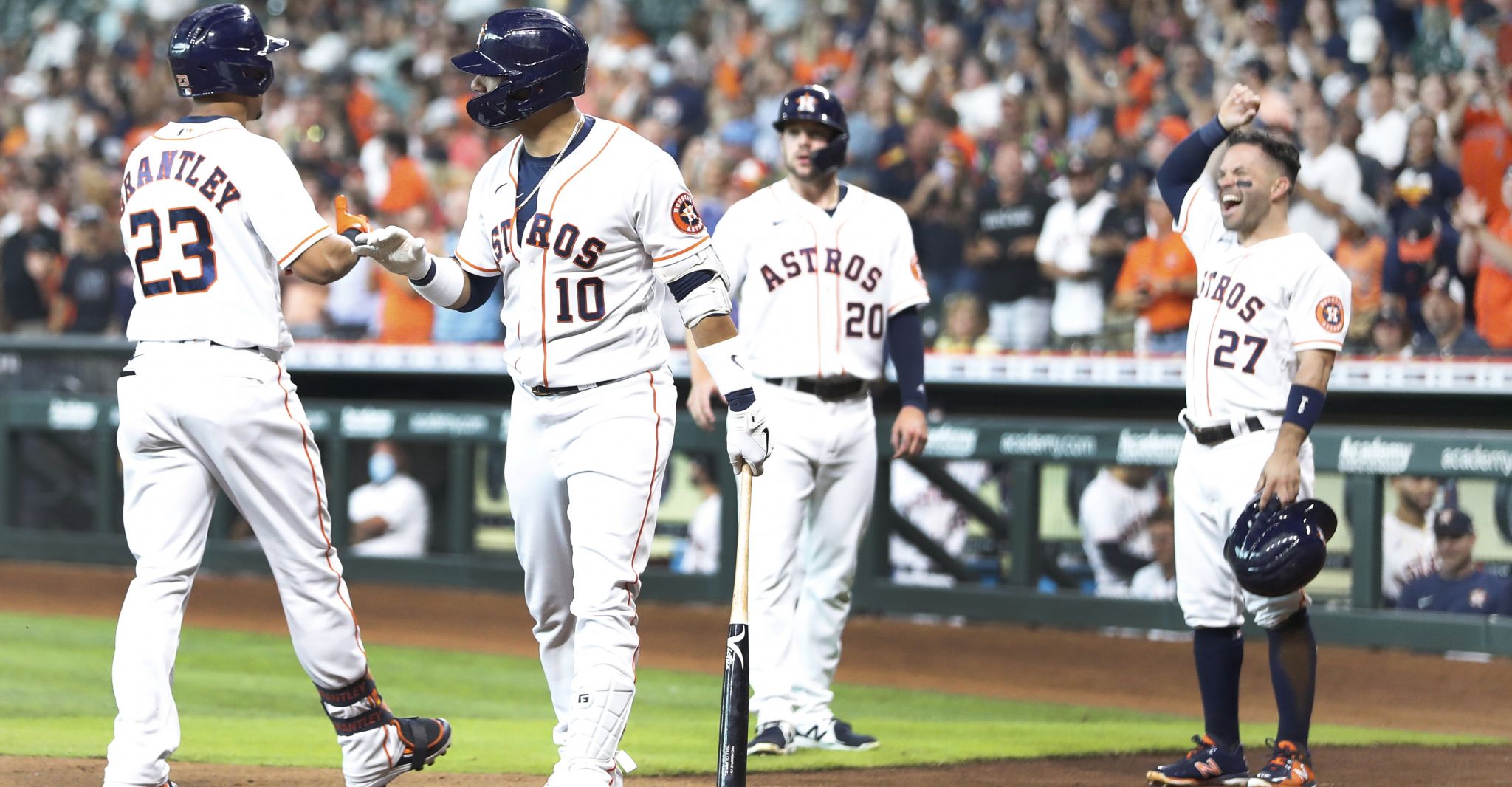 Astros insider: Jose Altuve carves out unique place in MLB history