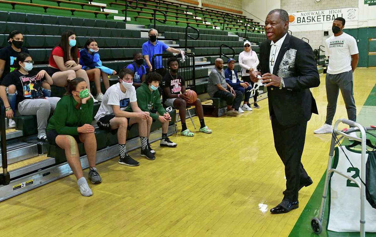 Jeff Jacobs Back in his favorite spot, Norwalk legend Calvin Murphy is