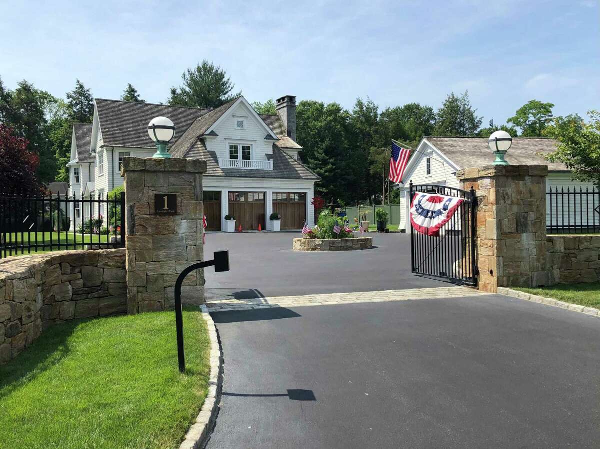 ‘A shocking tragedy’ Mother, daughter murdersuicide stuns Westport