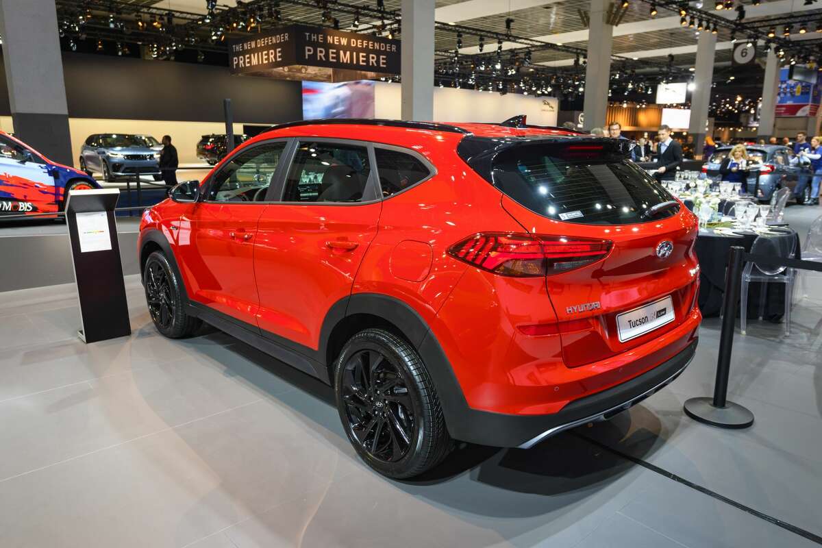 BRUSSELS, BELGIUM - JANUARY 9: Hyundai Tucson crossover SUV on display at Brussels Expo on January 9, 2020 in Brussels, Belgium. (Photo by Sjoerd van der Wal/Getty Images)