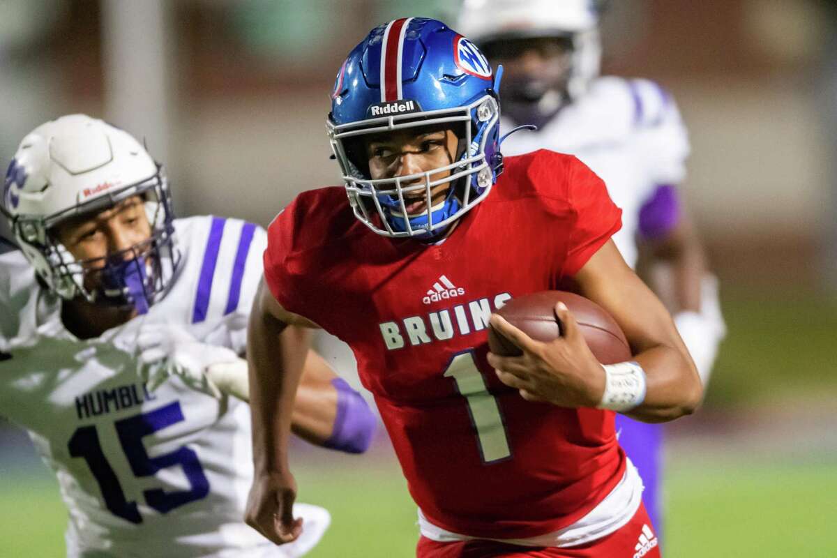 Bruins quarterback Bryce Anderson (1). The West Brook Bruins shut down the Humble Wildcats at BISD Memorial Stadium on Friday night. Photo made on November 6, 2020. Fran Ruchalski/The Enterprise