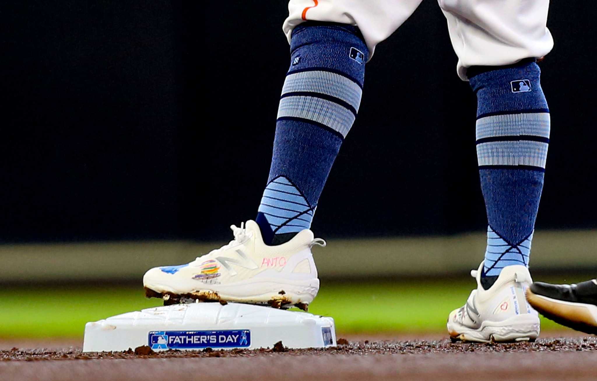 The curious case of Astros star Jose Altuve's pink Mother's Day cleat